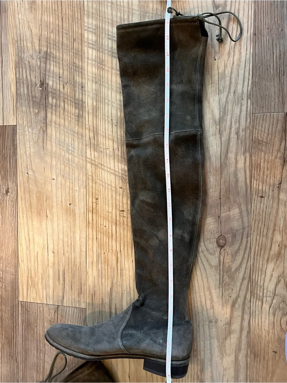 STUART WEITZMAN Over-the-Knee Suede Boots- size 6M EUC